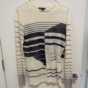Vince Linen  Navy and White top Size S